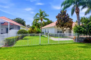 3225 Ushant Ct, Wellington, FL 33414 - Photo 17