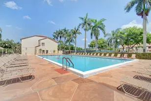 10215 N Circle Lake Dr, Boynton Beach, FL 33437 - Photo 45