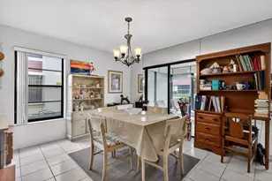 10215 N Circle Lake Dr, Boynton Beach, FL 33437 - Photo 17