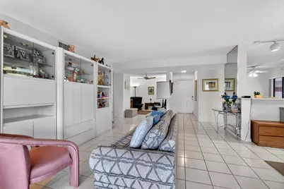 10215 N Circle Lake Drive #101, Boynton Beach, FL 33437 - Photo 19