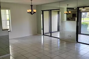 10215 N Circle Lake Dr, Boynton Beach, FL 33437 - Photo 19