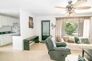 4056 Lake Osborne Dr, Lake Worth Beach, FL 33461 - Photo 3