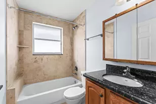 12119 Sunset Point Cir, Wellington, FL 33414 - Photo 17