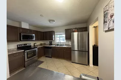 882 SE Walters Terrace, Port Saint Lucie, FL 34983 - Photo 11