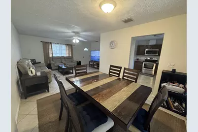 882 SE Walters Terrace, Port Saint Lucie, FL 34983 - Photo 7