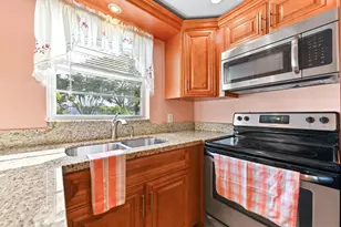 25 Prescott B, Deerfield Beach, FL 33442 - Photo 9