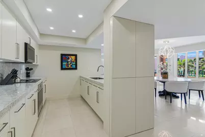 100 SE 5th Avenue #305, Boca Raton, FL 33432 - Photo 13