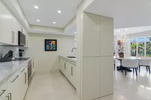 100 SE 5th Ave, Boca Raton, FL 33432 - Photo 13