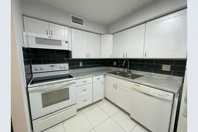 9960 Pineapple Tree Drive #108, Boynton Beach, FL 33436 - Photo 3