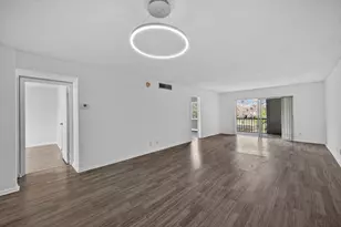 6301 N Falls Cir Dr, Lauderhill, FL 33319 - Photo 19