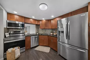 6301 N Falls Cir Dr, Lauderhill, FL 33319 - Photo 11