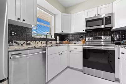 2950 SE Ocean Boulevard #119-6, Stuart, FL 34996 - Photo 5