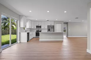 4611 Sunset Blvd, Fort Pierce, FL 34982 - Photo 9