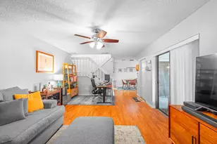 3204 SE Guenevere Ln, Port Saint Lucie, FL 34952 - Photo 11