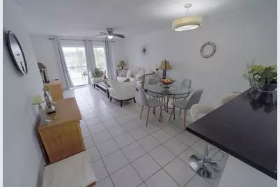 9272 SW 3rd Street #411, Boca Raton, FL 33428 - Photo 3