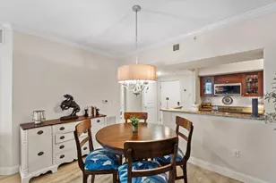 815 NW Flagler Ave, Stuart, FL 34994 - Photo 9