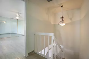 253 Woodland Rd, Palm Springs, FL 33461 - Photo 17