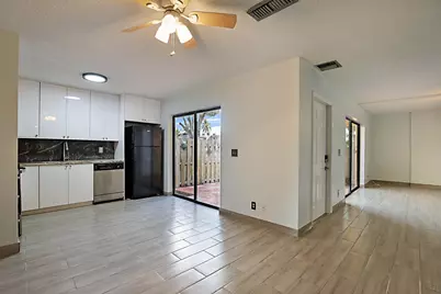 253 Woodland Road, Palm Springs, FL 33461 - Photo 3