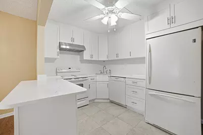 128 Lake Pine Circle #B-1, Greenacres, FL 33463 - Photo 11