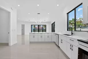 3920 Espan Ct, Palm Springs, FL 33461 - Photo 17