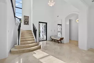 213 Via Palacio, Palm Beach Gardens, FL 33418 - Photo 9