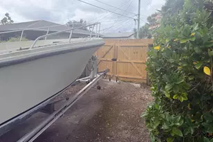 620 W Bloxham St, Lantana, FL 33462 - Photo 25