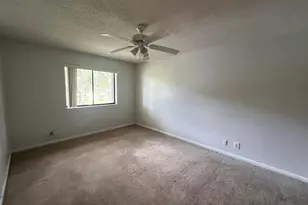 3402 Gardens E Dr, Palm Beach Gardens, FL 33410 - Photo 11