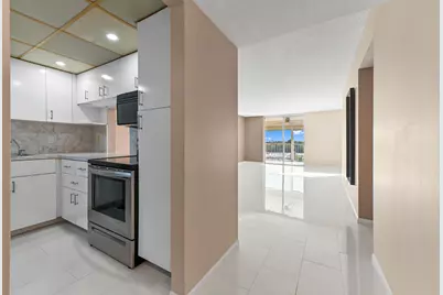 5700 NW 2nd Avenue #503, Boca Raton, FL 33487 - Photo 3
