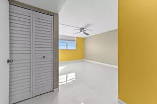 5700 NW 2nd Ave, Boca Raton, FL 33487 - Photo 17