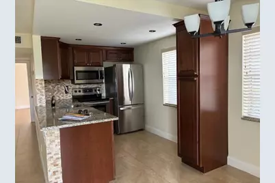 355 Normandy H, Delray Beach, FL 33484 - Photo 3