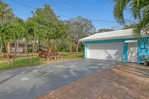 1890 SW 59th Ave SW, Plantation, FL 33317 - Photo 31