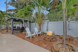 1890 SW 59th Ave SW, Plantation, FL 33317 - Photo 21