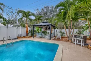 1890 SW 59th Ave SW, Plantation, FL 33317 - Photo 17