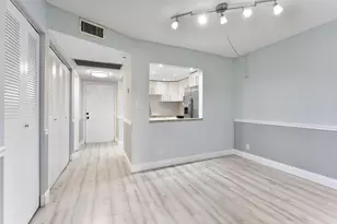 9370 SW 8th St, Boca Raton, FL 33428 - Photo 9