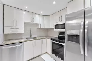 9370 SW 8th St, Boca Raton, FL 33428 - Photo 1