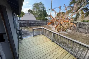 5645 Papaya Rd, West Palm Beach, FL 33413 - Photo 17