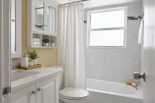 240 Northampton L, West Palm Beach, FL 33417 - Photo 3