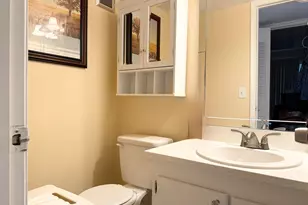 240 Northampton L, West Palm Beach, FL 33417 - Photo 5