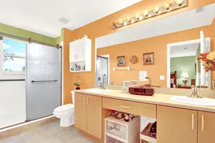 944 Imperial Lake Rd, West Palm Beach, FL 33413 - Photo 21