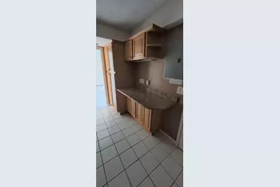 2425 Presidential Way #402, West Palm Beach, FL 33401 - Photo 9