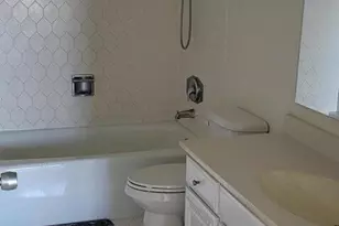 2425 Presidential Way, West Palm Beach, FL 33401 - Photo 15