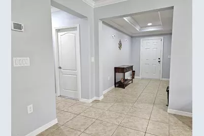 934 SW Worcester Lane, Port Saint Lucie, FL 34953 - Photo 5
