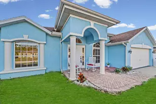 982 SW Worcester Ln, Port Saint Lucie, FL 34953 - Photo 9