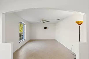 982 SW Worcester Ln, Port Saint Lucie, FL 34953 - Photo 15