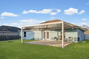 982 SW Worcester Ln, Port Saint Lucie, FL 34953 - Photo 5