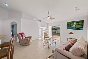 982 SW Worcester Ln, Port Saint Lucie, FL 34953 - Photo 5