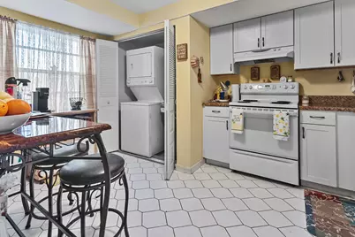1470 NW 80th Avenue #204, Margate, FL 33063 - Photo 7
