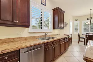 3415 Collonade Dr, Wellington, FL 33449 - Photo 35