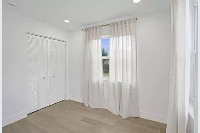 126 SW 7th Avenue, Delray Beach, FL 33444 - Photo 25