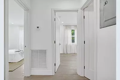 126 SW 7th Avenue, Delray Beach, FL 33444 - Photo 19